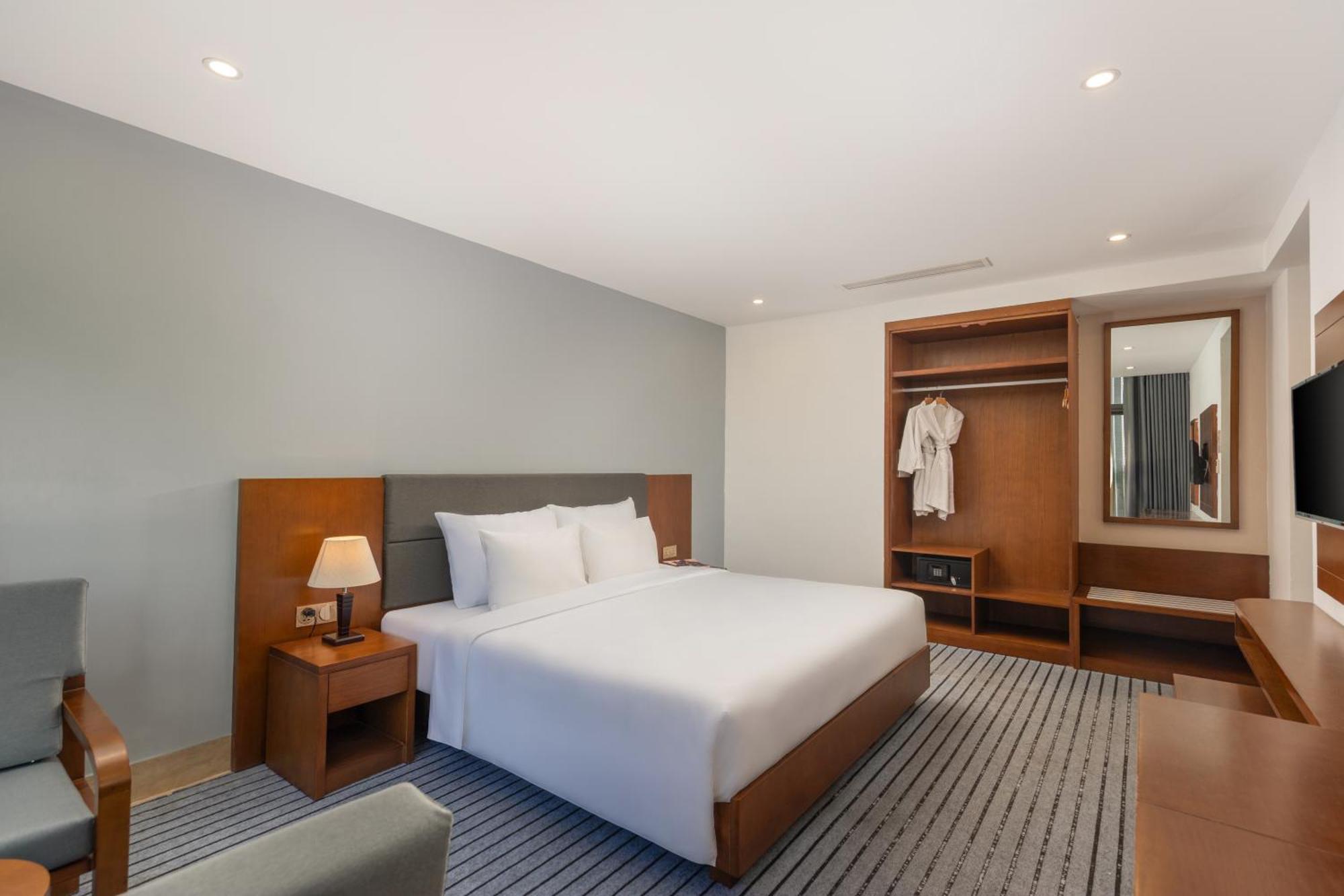 Sana Da Nang Beach Hotel Екстериор снимка